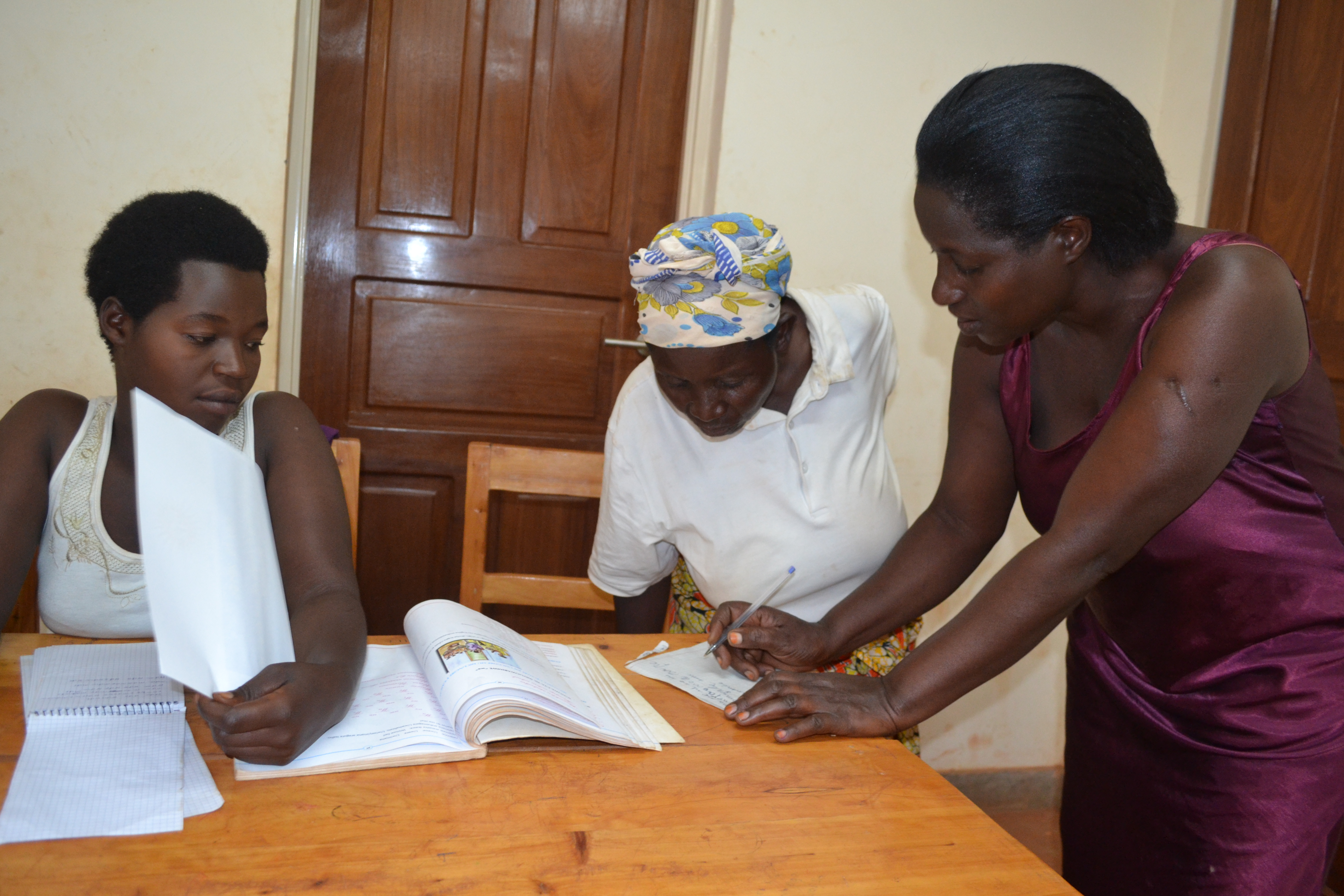 Kinyrwanda Literacy Class Celebrating together 4 Year of RfR KLc Services (1)